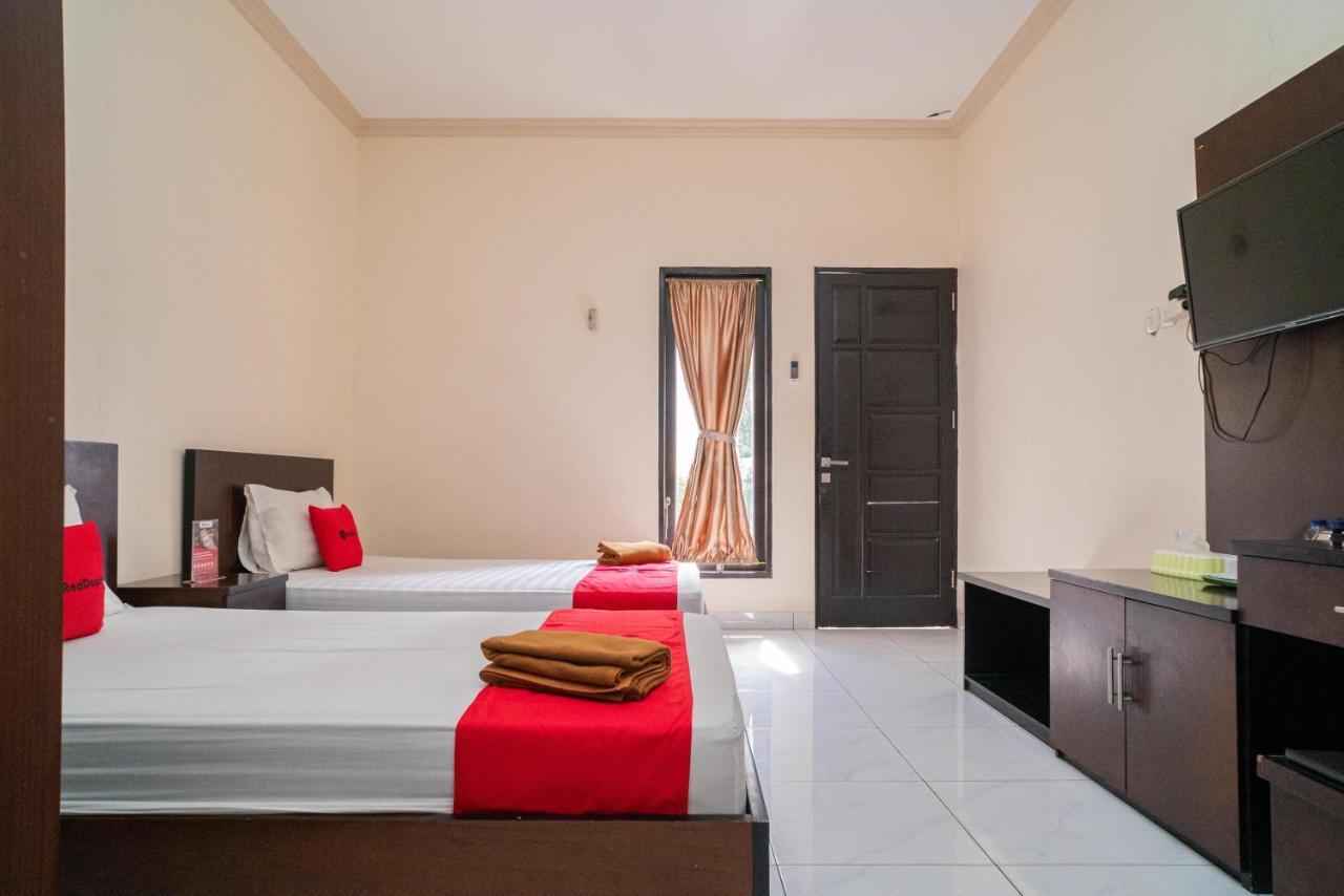 Reddoorz @ Wisma Pangrango Palangkaraya Luaran gambar